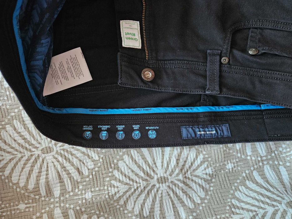 Мъжки черни дънки Pierre Cardin W35/L32 или 52/32