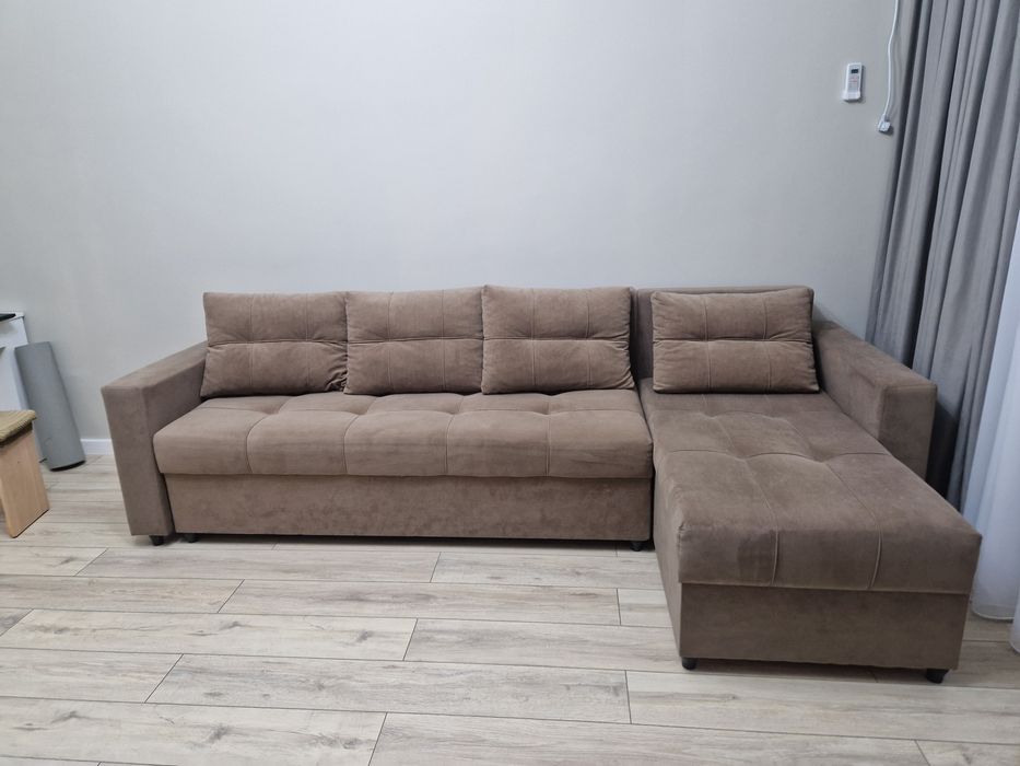 Продаю диван 290см!