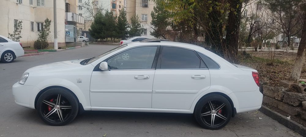 Chevrolet Lasetti sotiladi