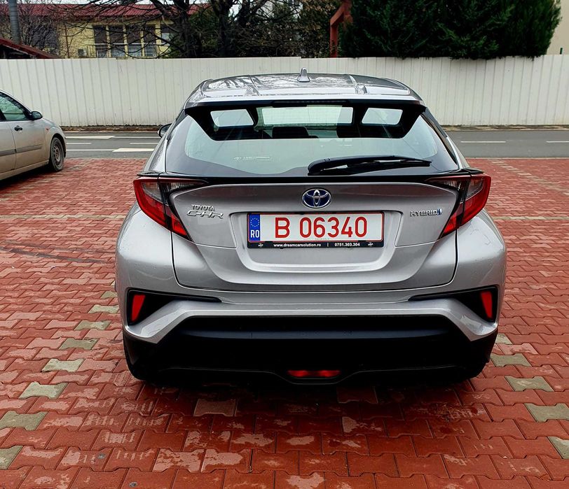 Toyota C-HR Hybrid; 112500 km; 2022 - stare perfecta