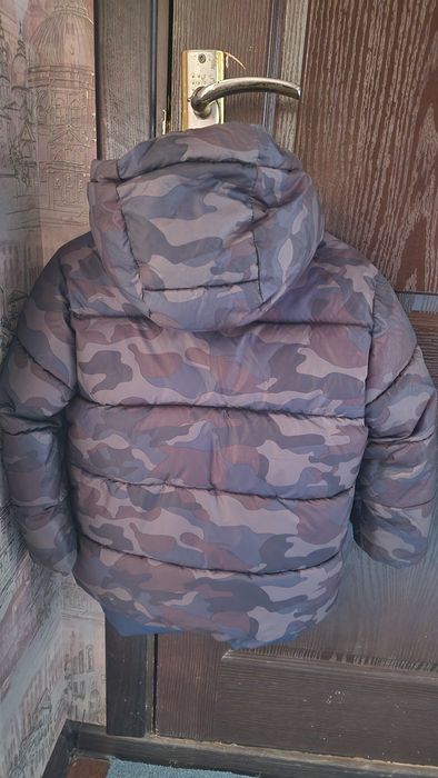 Куртка детская,зимняя очень тёплая и удобная