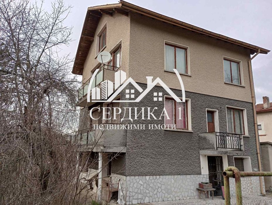Продава се Къща в с. Хераково, Област София-област - 180 кв.м за 731 €/кв.м - Снимка #1