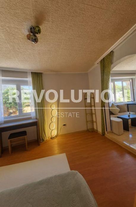 Двустаен апартамент  в гр.Варна, м-т Траката!