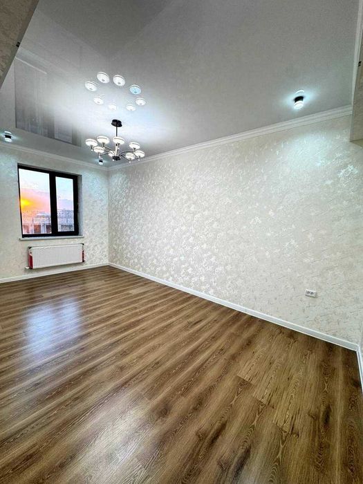 Янги домдан 3 хонали квартира сотилади РУСАЛКА