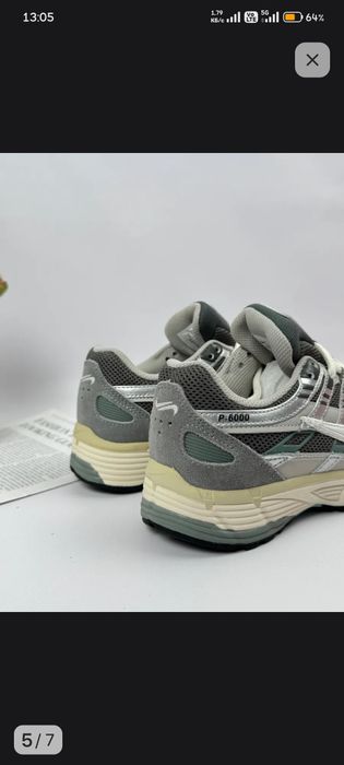 Продам новые кроссовки Nike