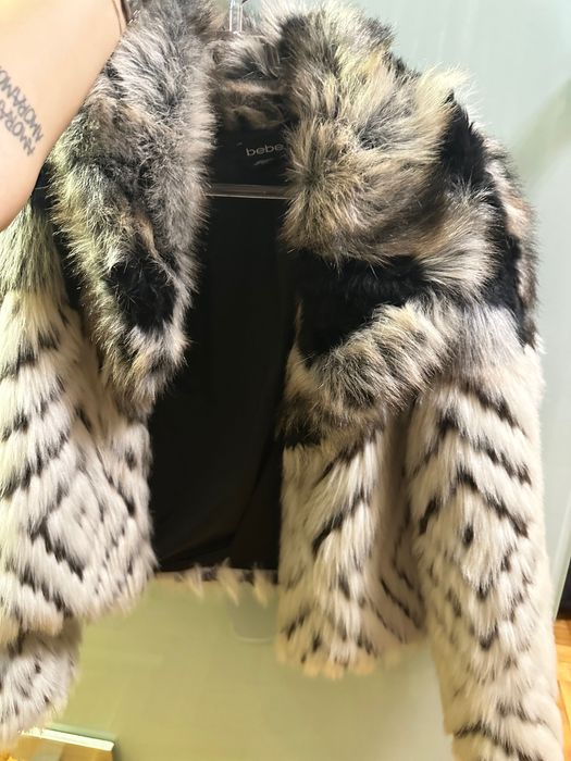 Оригинално палто от синтетичен косъм Bebe