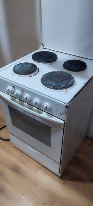 Продам б/у Электро плита