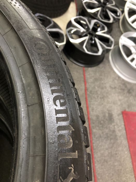 Гуми 225/40/19 Зимни 4 бр Continental Dot 2020