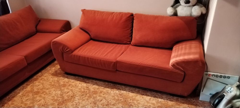 Продавам дивани тройка и двойка