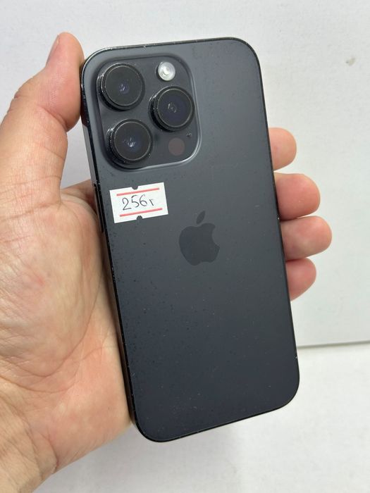 Продаётся Айфон 14 Про 256г