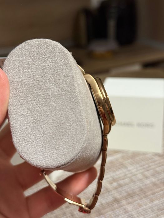 Дамски часовник Michael Kors MK6604, благородна стомана, розово злато