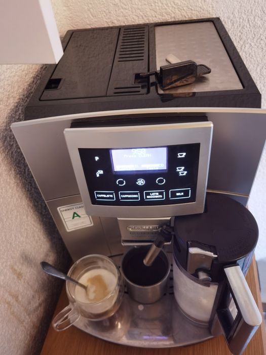 Aparat cafea delonghi perfecta capucino