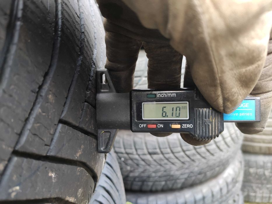 4бр Зимни гуми 215 65 16 - Michelin - DOT 2024 -