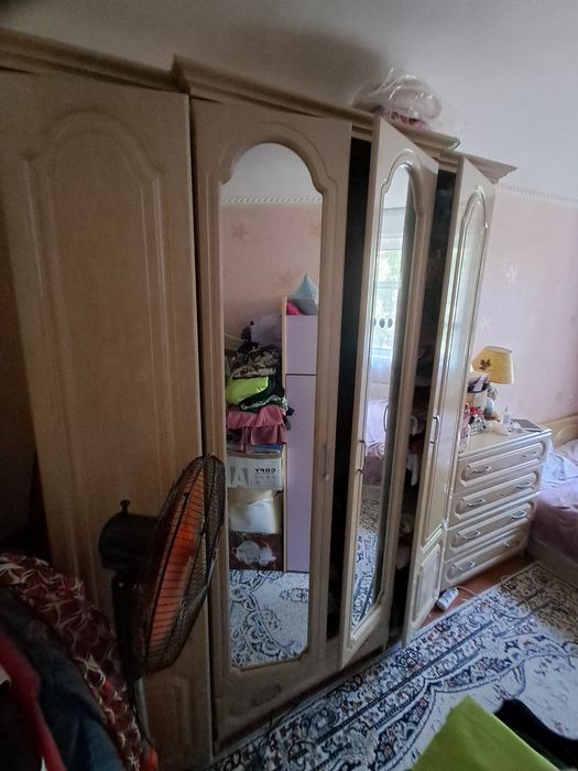 Шкаф плательный 4хдверный белый