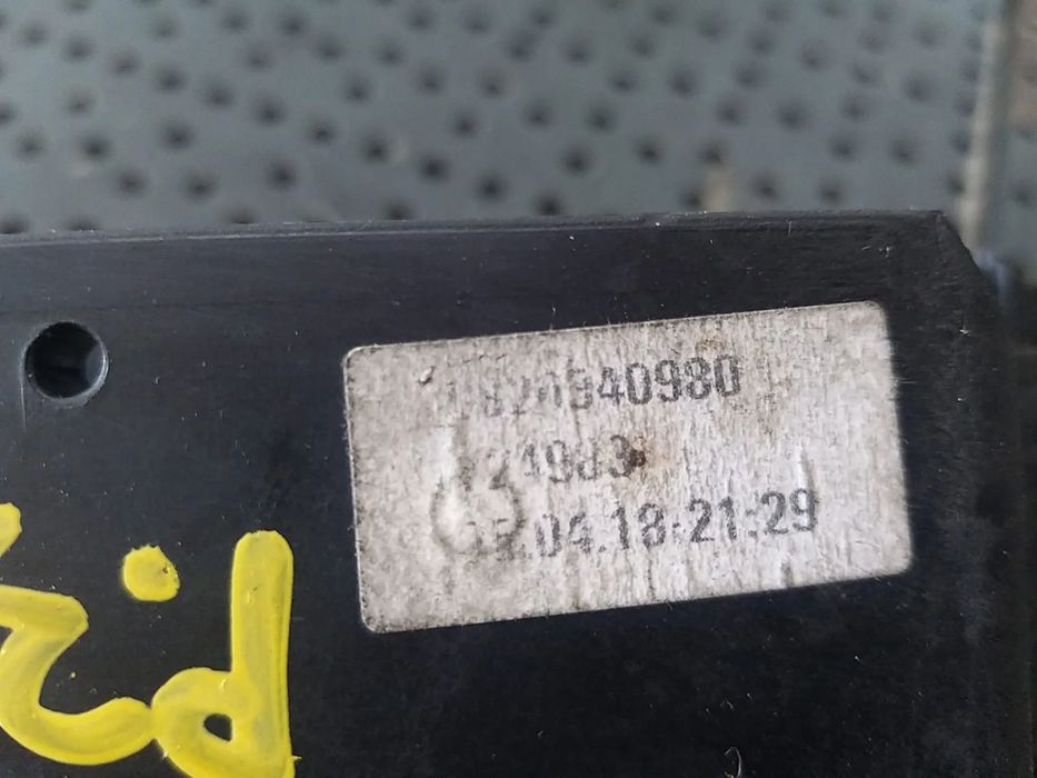 Maner usa dreapta fata peugeot 3008 2 9820340980