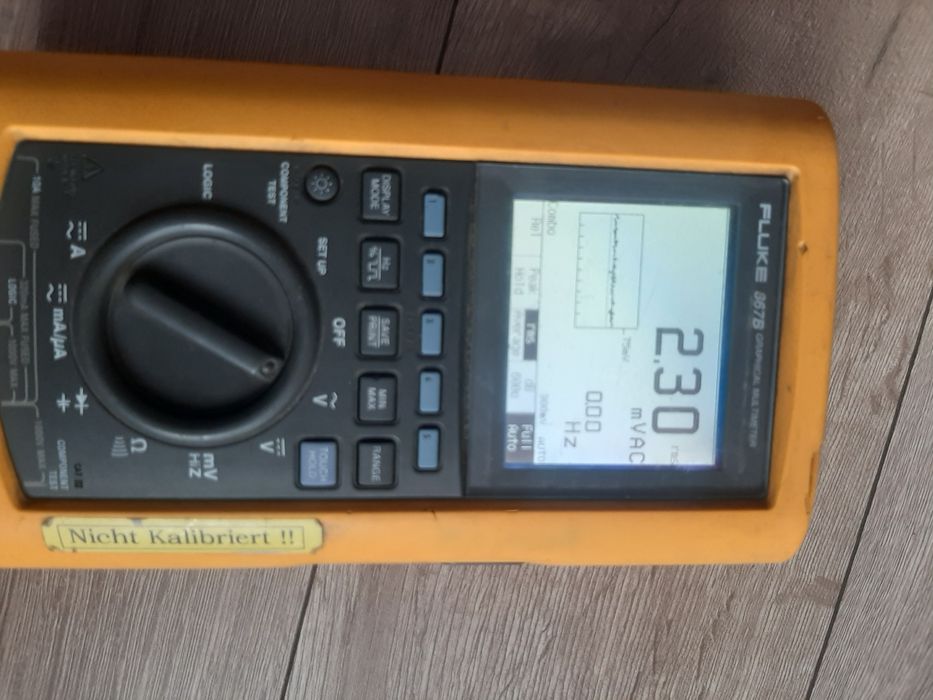 Графичен мултиметър FLUKE 867B