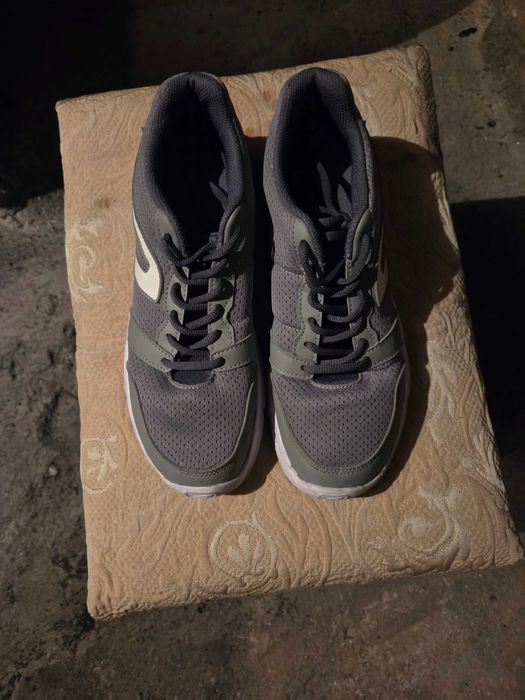 Зимни  обувки  и маратонки