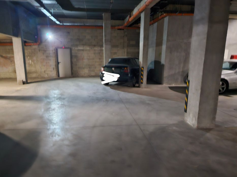 Паркоместа поднаем