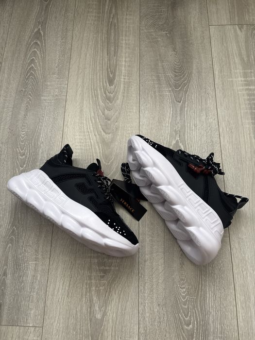 Versace Chain Reaction