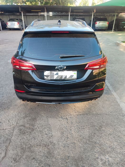 Продам Chevrolet Equinox 2023г