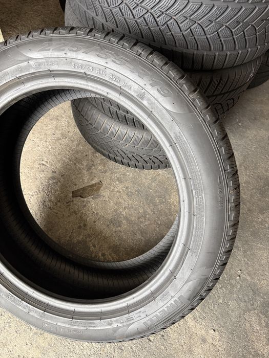 2 anvelope iarna 225/55/19 , Pirelli , DOT 2022 , 6.5 mm