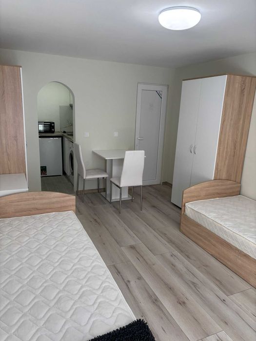 Дава се под наем Едностаен апартамент в Варна, Автогара - 20 кв.м за 346.8 € - Снимка #2