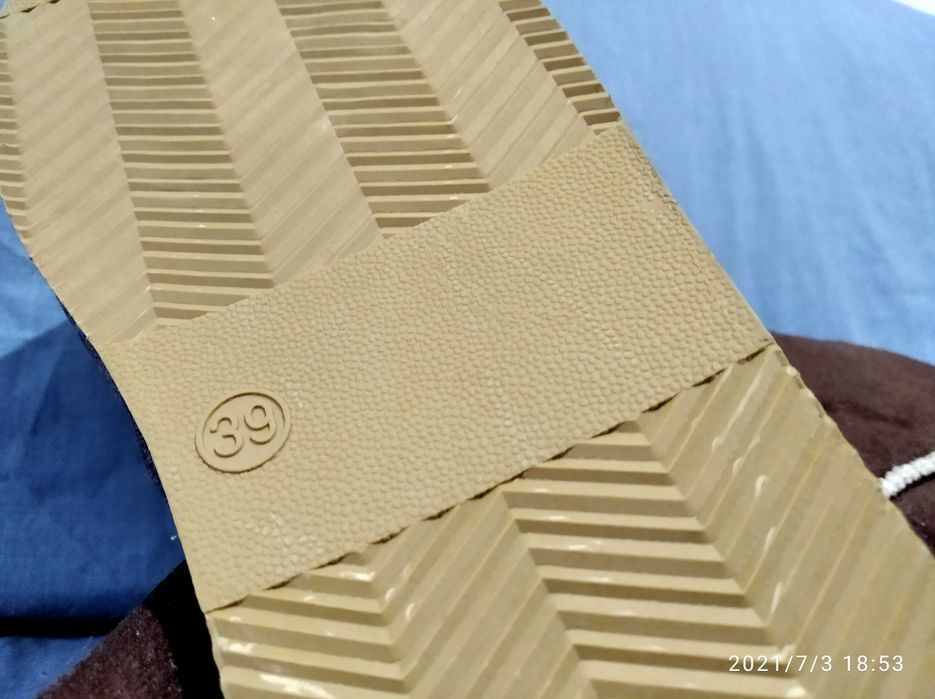 Cizme UGG imblanite 39 noi
