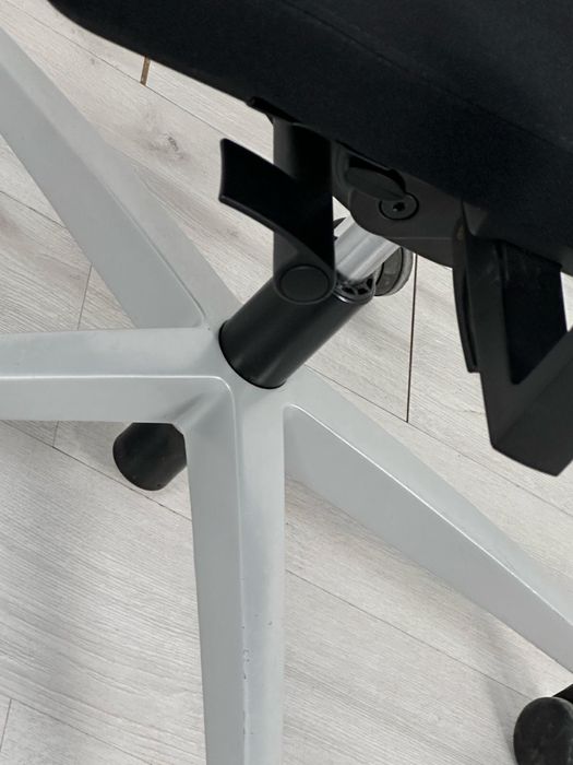 Офис въртящ се стол Steifensand черна рамка сребристо висококачествен