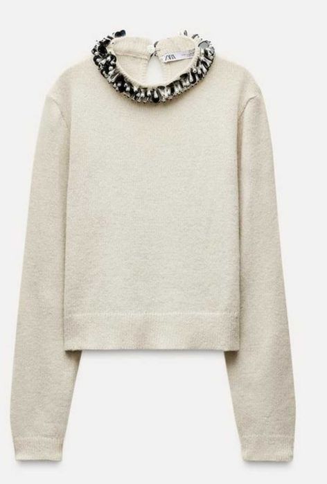 Трикотажен пуловер с мъниста на яката Zara