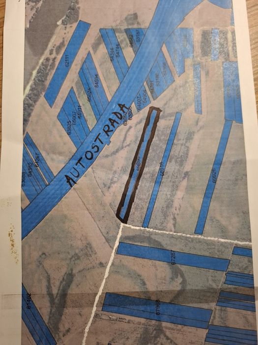 Vând teren extravilan