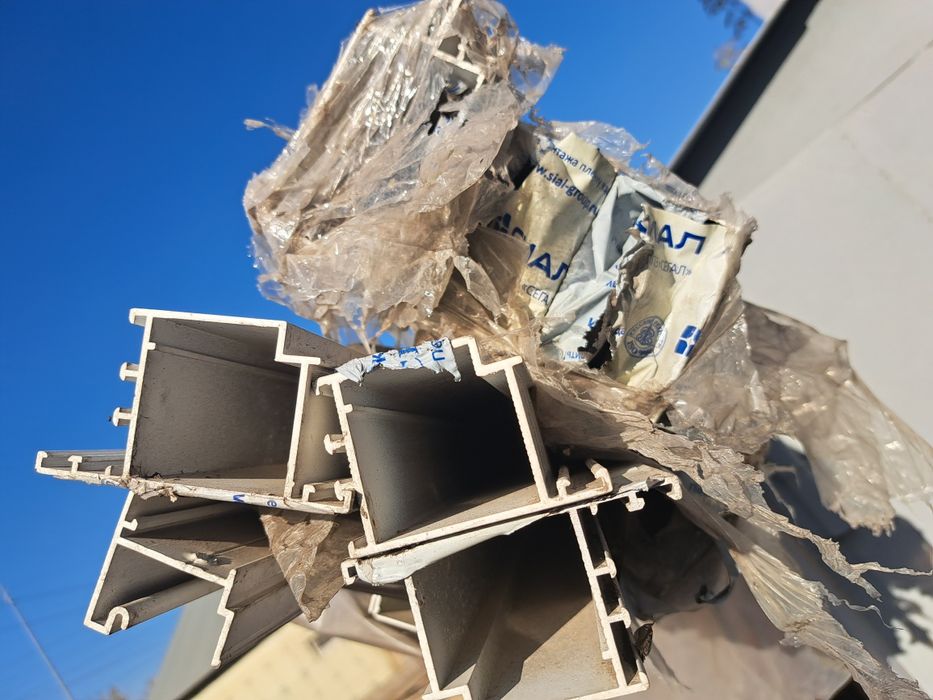 Продам аллюминивый профиль