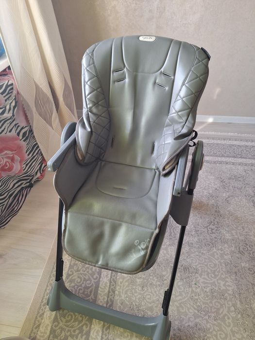 Продам стул для кормления