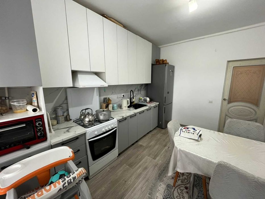 Продам 3х комн кв Батыс