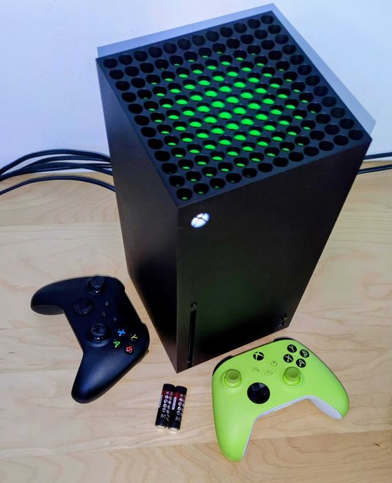 XBOX Series X, 1TB, Disc Edition Iasi • OLX.ro