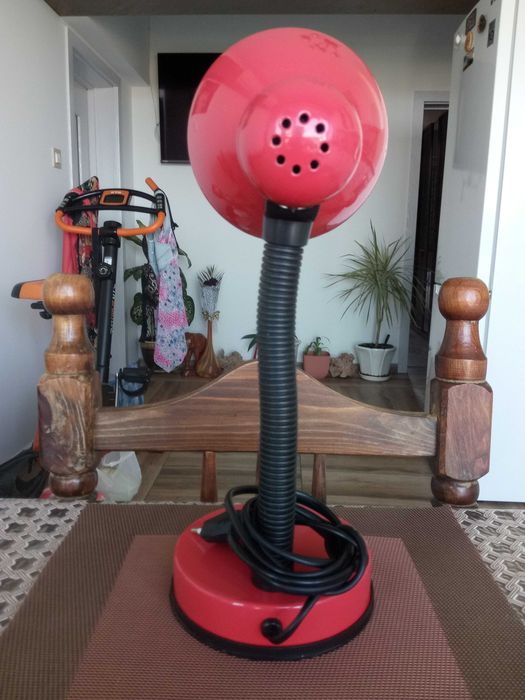 Работна(нощна),чупеща се лампа.