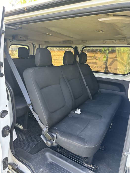 Renault Trafic  8+1