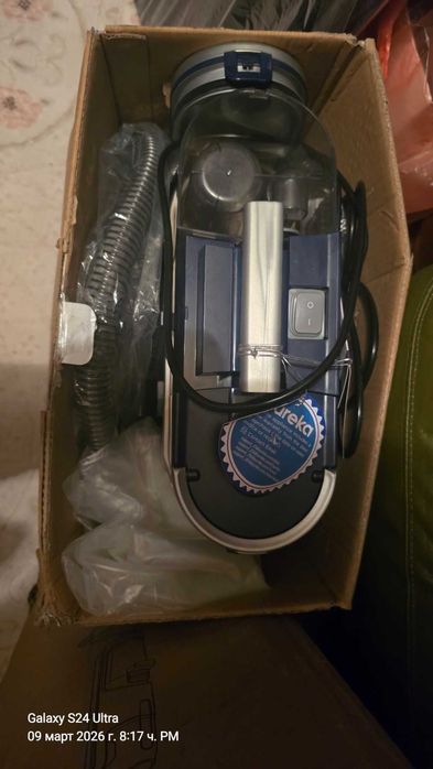 Прахосмукачка за петна Eureka NEY100, 400W