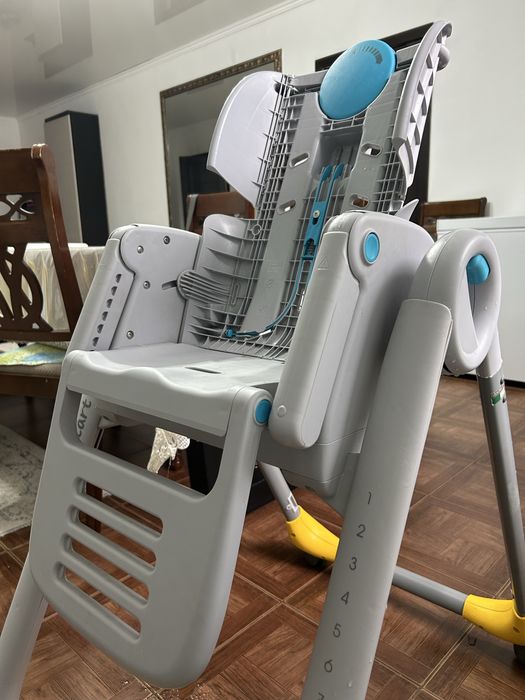 Детский стульчик chicco