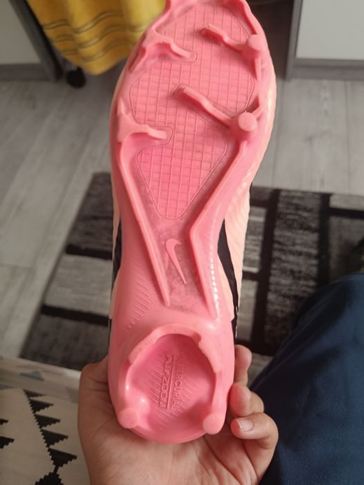 Vând Nike mercurial