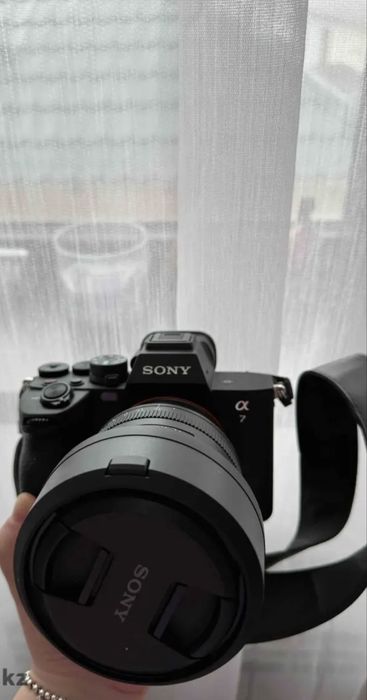 Камера и два объектива Sony А7 Марк 4