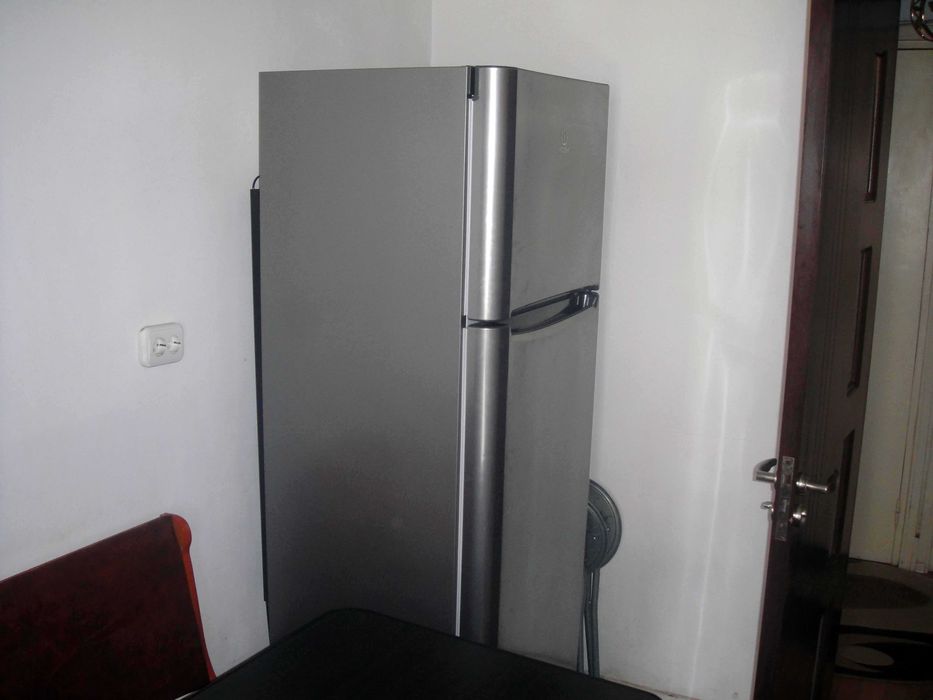 Vand apartament 3 camere decomantat
