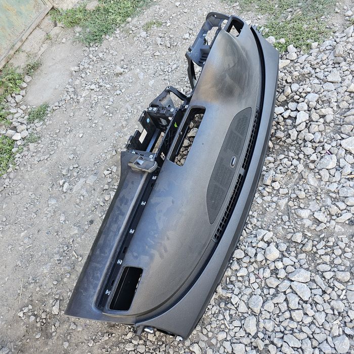 Арматурното табло пасат 6-7