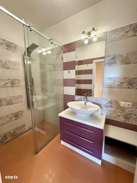 Inchiriez penthouse 3 camere+parcare, ARED-Kaufland