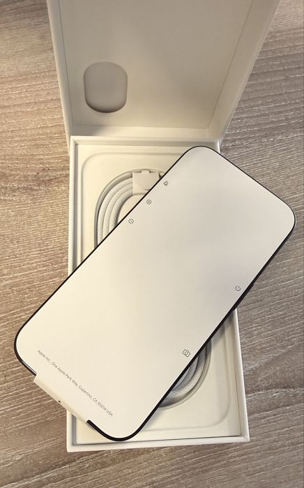 Iphone 16 128GB Black НОВ