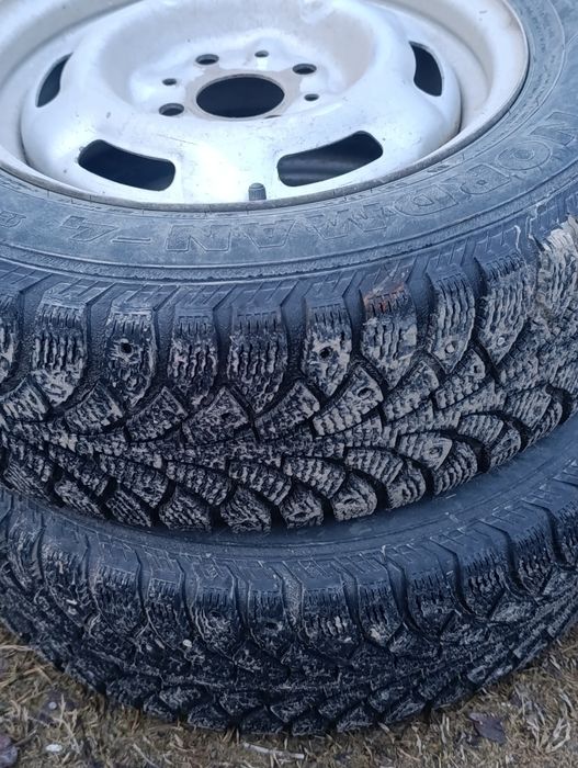 R13 зимний 2шт..