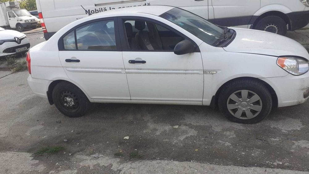 Usa dreapta fata Hyundai Accent 3
