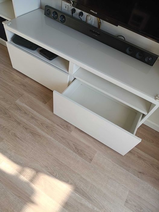 IKEA Besta TV шкаф