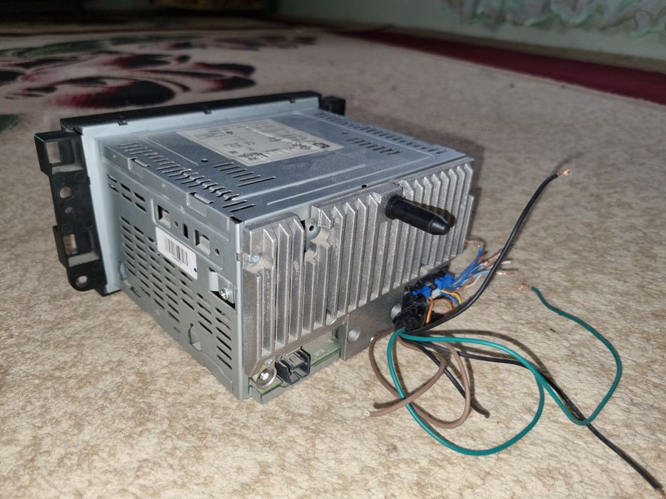 Нехиа 3 магнитофон сотилади