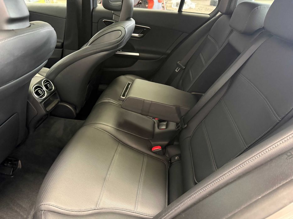 Mercedes C300e 4matic avariat pret fix