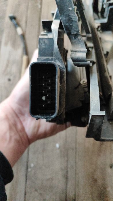 Замок Форд фокус 2